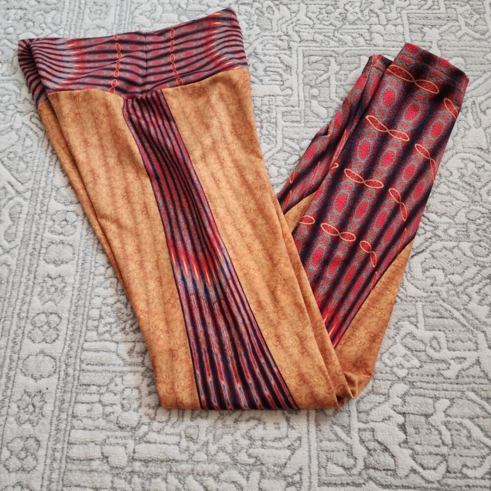 OM Leggings NWOT - XS/S